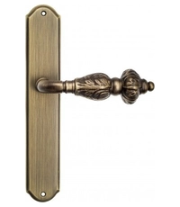 Купить Дверная ручка Venezia "LUCRECIA" на планке PL02 по цене 10`008 руб. в Москве