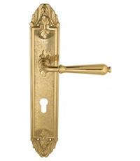 Купить Дверная ручка Venezia "CLASSIC" на планке PL90 по цене 12`435 руб. в Москве