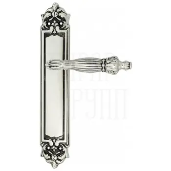 Дверная ручка Venezia 'OLIMPO' на планке PL96 натуральное серебро