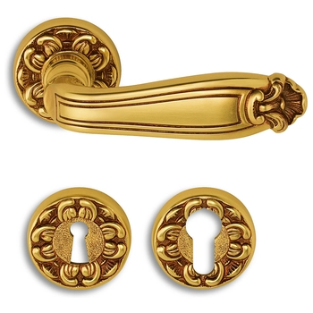 Дверная ручка на розетке Salice Paolo 'Ginevra' 3075 французское золото
