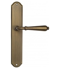 Купить Дверная ручка Venezia "CLASSIC" на планке PL02 по цене 9`829 руб. в Москве