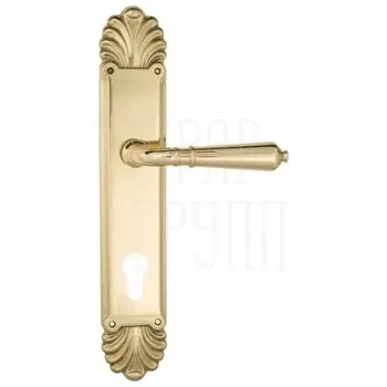 Дверная ручка Venezia 'VIGNOLE' на планке PL87 полированная латунь (cyl)