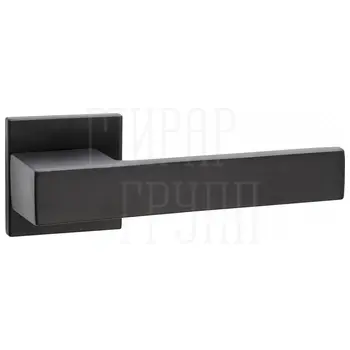 Дверные ручки Puerto (Пуэрто) 'Бискотти', серия SLIM INAL 540-03 (slim) на тонком квадратном основании черный