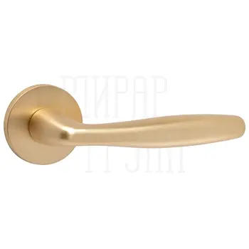 Дверная ручка Punto (Пунто) на круглой розетке 'FORTUNA' золото