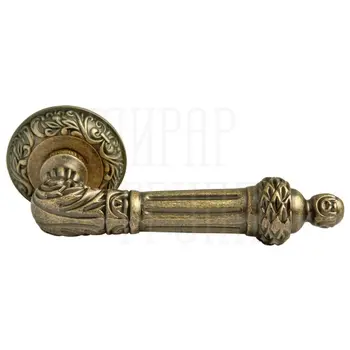 Дверная ручка на круглой розетке RUCETTI RAP-CLASSIC-L 4 бронза состаренная