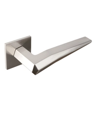 Дверная ручка из латуни Ghobestir "CITY Collection" G037 на тонком квадратном основании