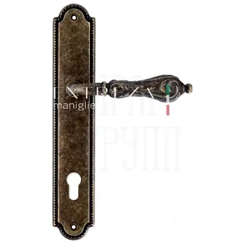 Дверная ручка Extreza 'GRETA' (Грета) 302 на планке PL03 античная бронза (cyl)