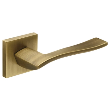 Дверная ручка из латуни Ghobestir 'CITY Collection' А009 на квадратном основании матовая бронза