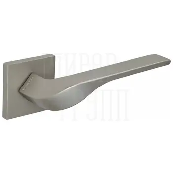 Дверная ручка Extreza Hi-tech 'AURA' (Аура) 134 на квадратной розетке R15 матовый никель