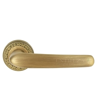 Купить Дверная ручка Extreza "Monaco" (Монако) 330 на круглой розетке R06 по цене 11`205 руб. в Москве