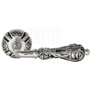 Дверная ручка на розетке Venezia 'MONTE CRISTO' D5 натуральное серебро
