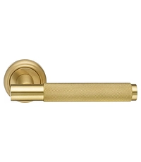 Купить Дверная ручка Extreza "TUBA" (Туба) 126 на круглой розетке R01 по цене 10`579 руб. в Москве