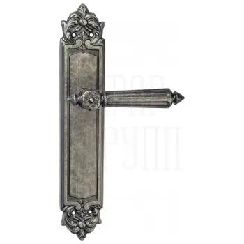Дверная ручка Venezia 'CASTELLO' на планке PL96 античное серебро