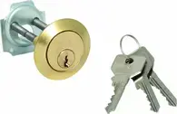 Купить Внешний цилиндр для накладных замков серии 11610 и замка 1A610 CISA 0G500.00.0 по цене 3`924 руб. в Москве