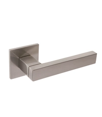 Дверная ручка из латуни Ghobestir "CITY Collection" Е025 на квадратном основании