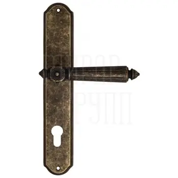 Дверная ручка Venezia 'CASTELLO' на планке PL02 античная бронза (cyl)