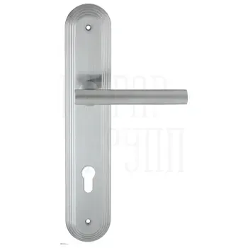 Дверная ручка Extreza "PIVOT" (Пивот) 132 на планке PL05