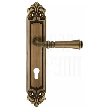 Дверная ручка на планке Extreza "CANNA" (Канна) 327 на планке PL02