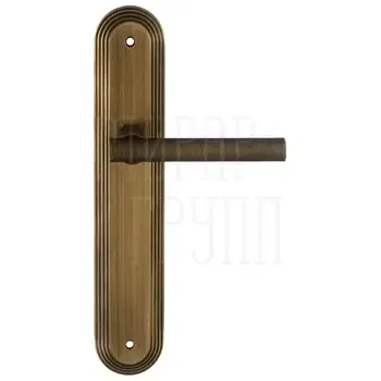 Дверная ручка Extreza "PIVOT" (Пивот) 132 на планке PL05