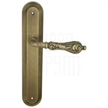 Дверная ручка Extreza 'GRETA' (Грета) 302 на планке PL05 матовая бронза