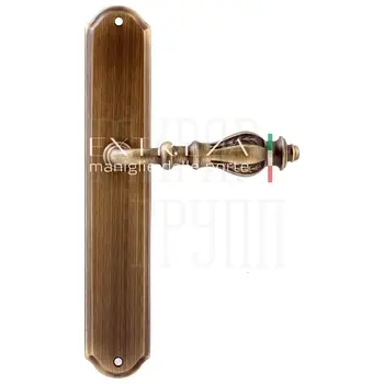 Дверная ручка Extreza 'EVITA' (Эвита) 301 на планке PL01 матовая бронза