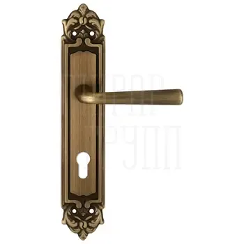 Дверная ручка Extreza "SANDRO" (Сандро) 332 на планке PL02