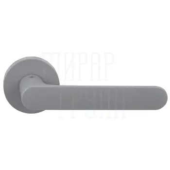 Дверная ручка на круглой розетке Colombo 'One' CC11 (CC19) серебро