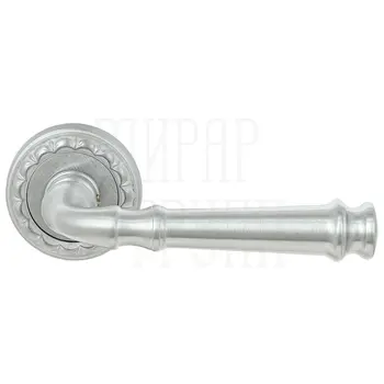 Дверная ручка Extreza 'Bono' (Боно) 328 на круглой розетке R02 матовый хром