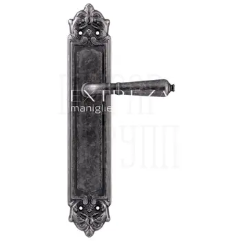 Дверная ручка Extreza 'PETRA' (Петра) 304 на планке PL02 античное серебро