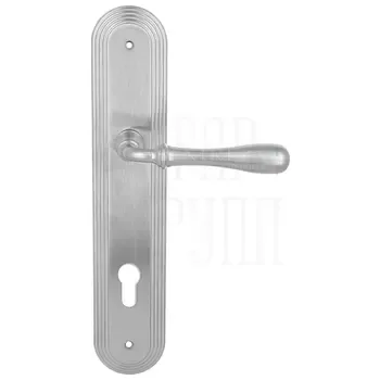 Дверная ручка Extreza "CARRERA" (Каррера) 321 на планке PL05