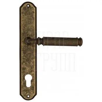 Дверная ручка Venezia 'MOSCA' на планке PL02 античная бронза (cyl)