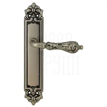 Дверная ручка Extreza 'GRETA' (Грета) 302 на планке PL02 состаренное серебро