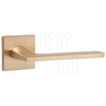 Дверная ручка Punto (Пунто) на квадратной розетке 'MAIN' матовое золото