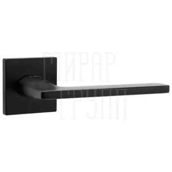 Дверная ручка Punto (Пунто) на квадратной розетке 'MAIN' черный