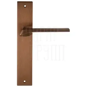 Дверная ручка Extreza Hi-Tech "ERICA" на планке PL13