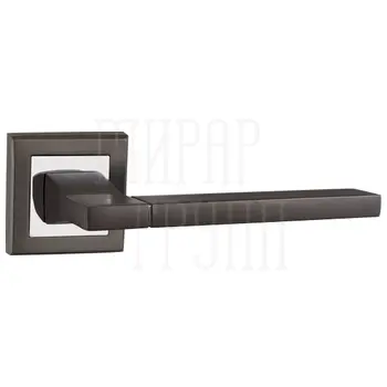 Дверная ручка Punto (Пунто) на квадратной розетке 'TECH' QL хром + графит