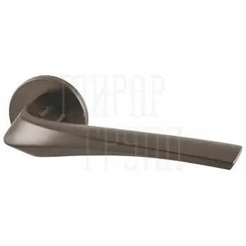 Дверная ручка Armadillo на круглой розетке "FLAME" URS