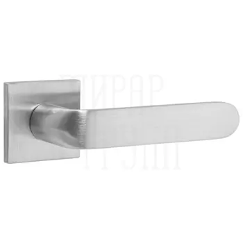 Дверная ручка Punto (Пунто) на квадратной розетке 'EXTRA' матовый хром
