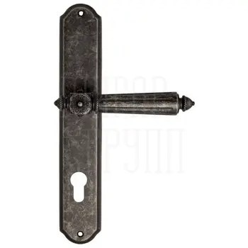 Дверная ручка Venezia 'CASTELLO' на планке PL02 античное серебро (cyl)