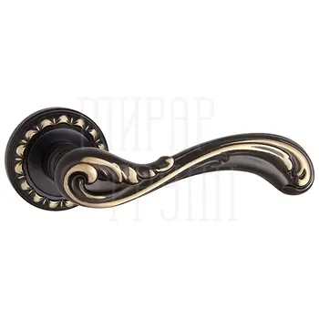 Дверная ручка Punto (Пунто) на круглой розетке 'PALMIRA' MT античный черный