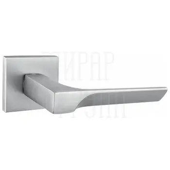 Дверные ручки Renz (Ренц) 'Румо' INDH 325-03 slim на квадратной розетке суперсатин. хром
