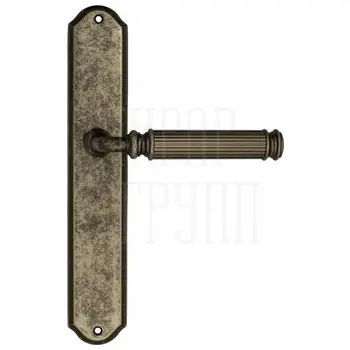 Дверная ручка Venezia 'MOSCA' на планке PL02 античное серебро