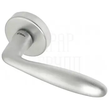 Дверная ручка Fratelli 'DROP' 7 на круглой розетке матовый хром