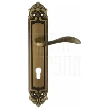 Дверная ручка на планке Extreza "FLEXA" (Флекса) 335 на планке PL02