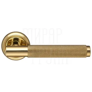 Дверная ручка Extreza 'TUBA' (Туба) 126 на круглой розетке R01 полированное золото