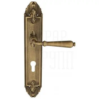 Дверная ручка Venezia 'CLASSIC' на планке PL90 матовая бронза (cyl)