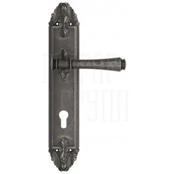 Дверная ручка Venezia 'CALLISTO' на планке PL90 античное серебро (cyl)