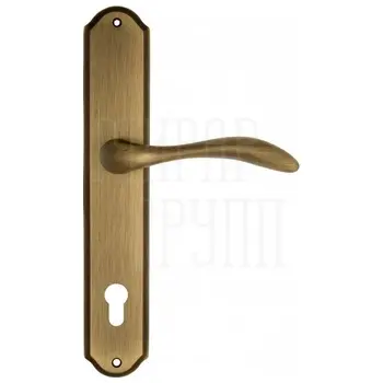 Дверная ручка Venezia 'ALESSANDRA' на планке PL02 матовая бронза (cyl)