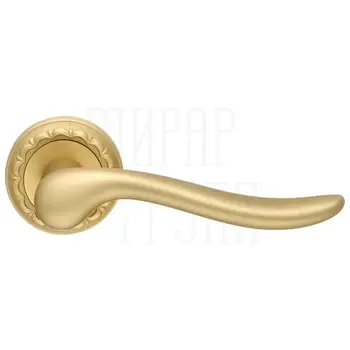 Дверная ручка Extreza 'Toledo' (Толедо) 323 на круглой розетке R02 матовое золото
