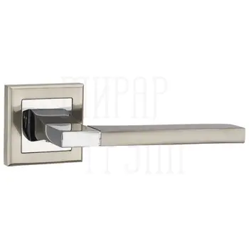 Дверная ручка Punto (Пунто) на квадратной розетке 'TECH' QL матовый никель + хром